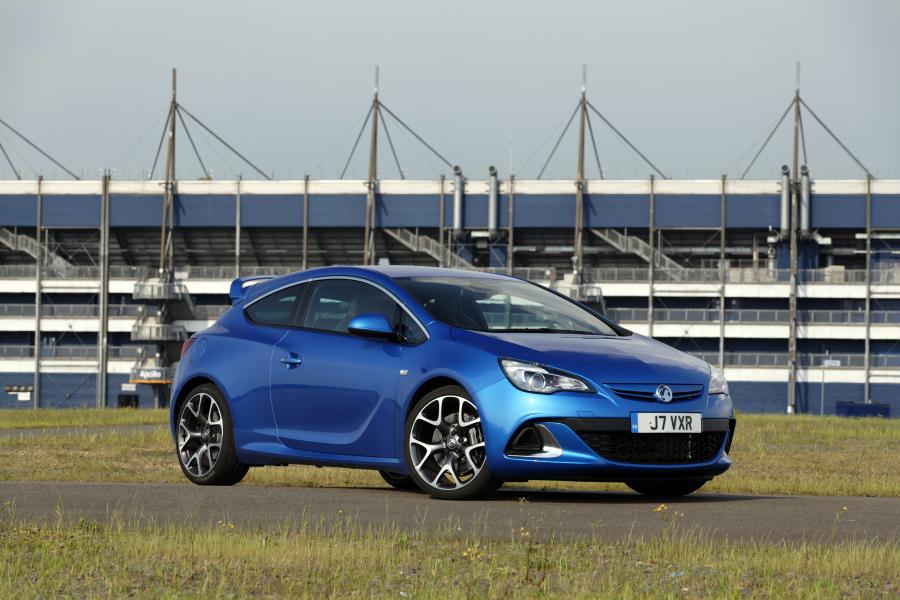  Vauxhall Astra VXR 2012 года  (фото 5 из 274)